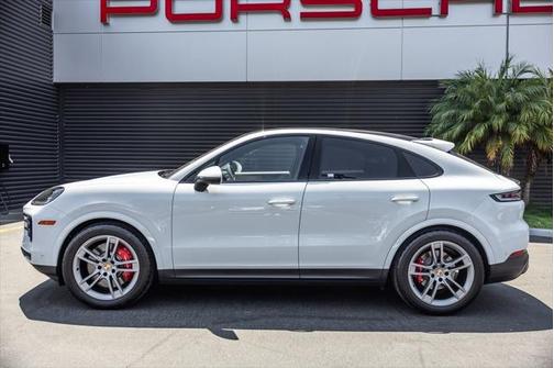 2025 Porsche Cayenne S