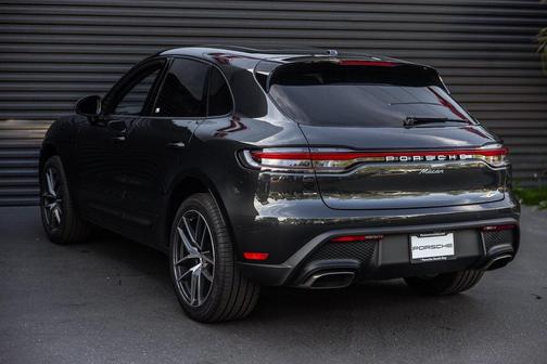 2025 Porsche Macan T