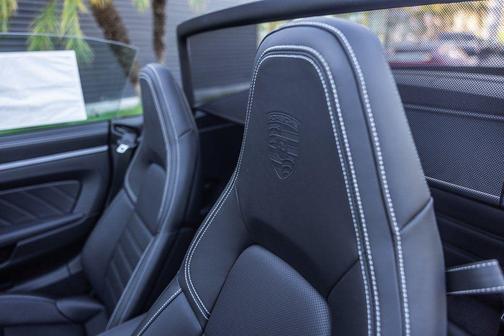 2026 Porsche 911 Carrera 4S Cabriolet