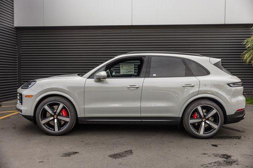 2026 Porsche Cayenne S