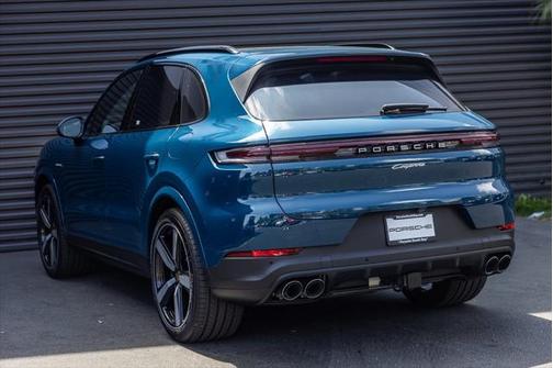 2024 Porsche Cayenne S