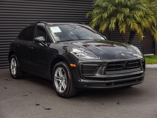 2026 Porsche Macan Macan