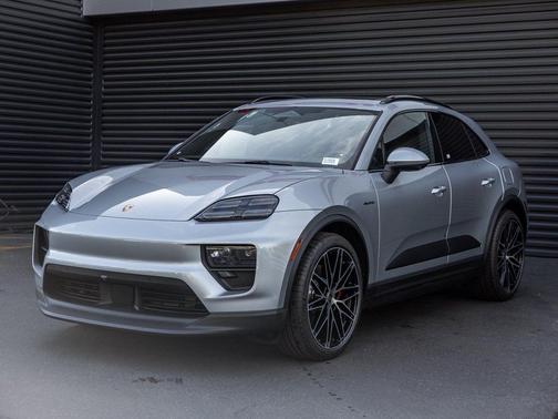 2026 Porsche Macan 4S