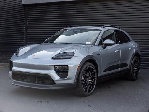 2026 Porsche Macan 4S