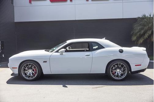 2015 Dodge Challenger SRT 392