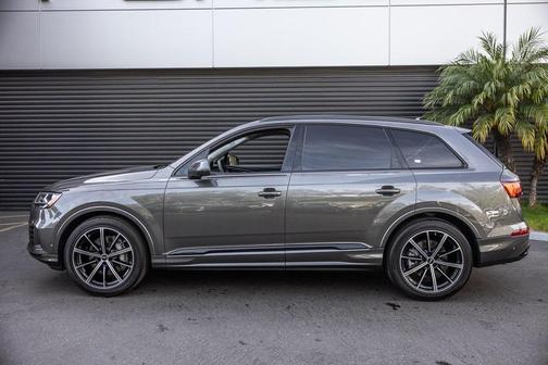 2023 Audi Q7 55 Prestige