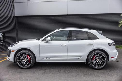 2024 Porsche Macan GTS