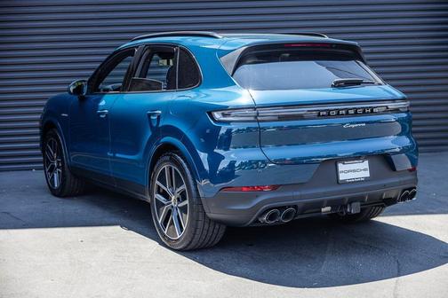 2024 Porsche Cayenne
