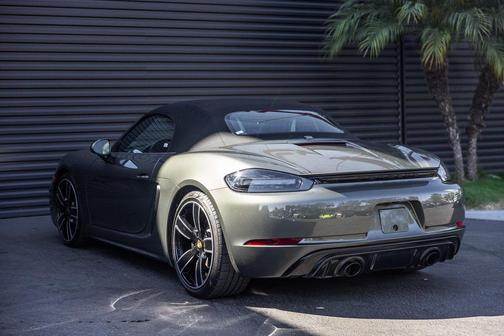 2025 Porsche 718 Boxster GTS 4.0