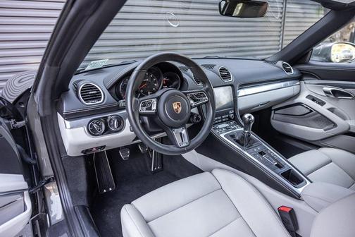 2025 Porsche 718 Boxster GTS 4.0