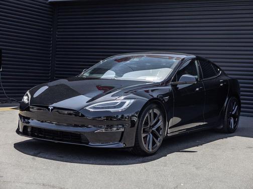 Solid Black 2021 Tesla Model S Plaid