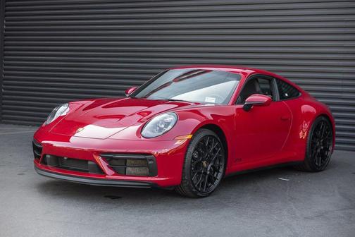 2024 Porsche 911 Carrera GTS