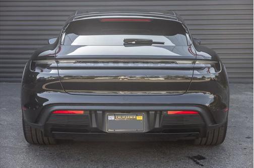 2022 Porsche Taycan 4