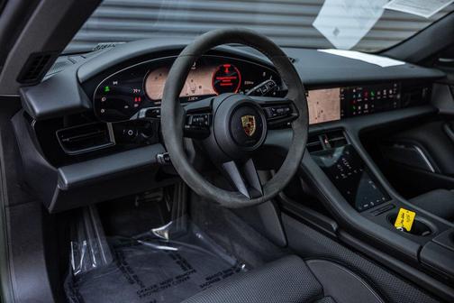 2022 Porsche Taycan 4