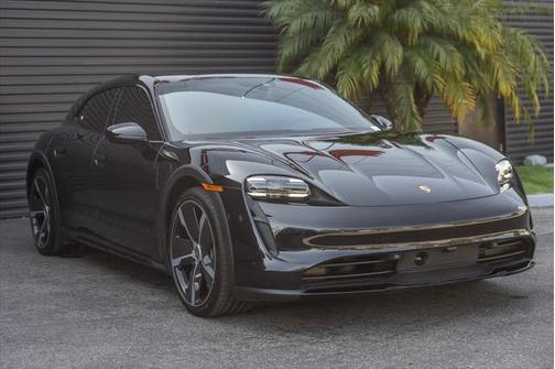 2022 Porsche Taycan 4