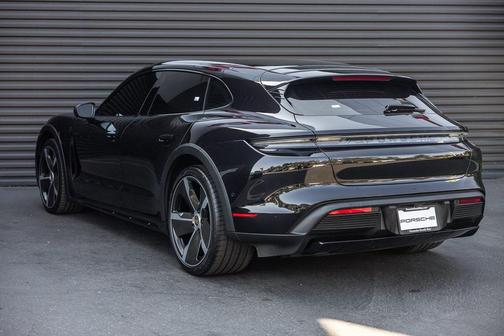 2022 Porsche Taycan 4