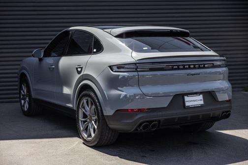 2024 Porsche Cayenne