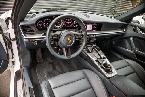 2023 Porsche 911 Carrera