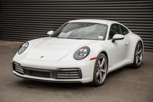 2023 Porsche 911 Carrera