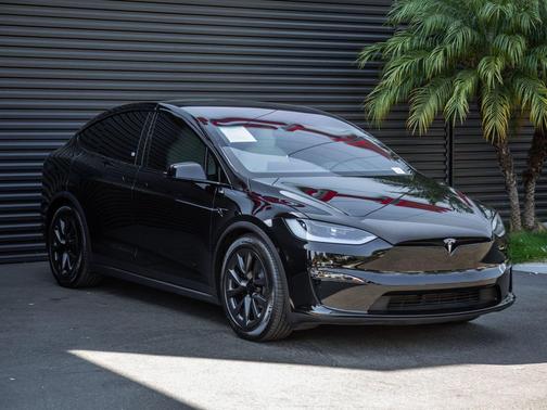 Solid Black 2024 Tesla Model X Long Range