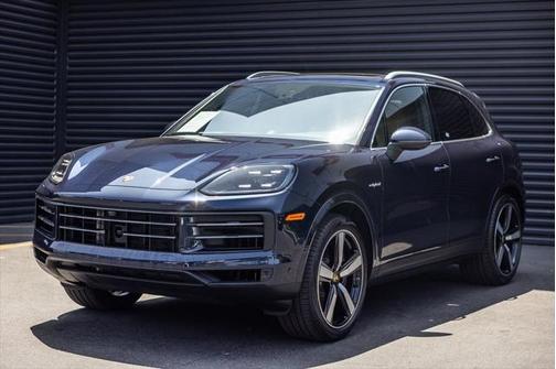 2024 Porsche Cayenne S