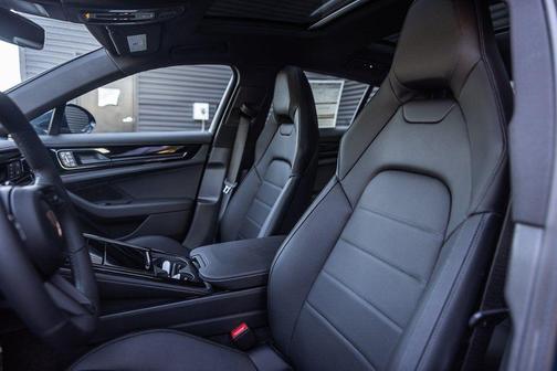 2026 Porsche Panamera 
