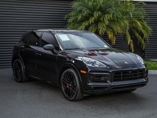 2023 Porsche Cayenne GTS