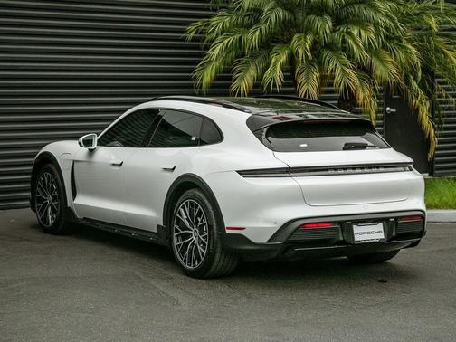 2021 Porsche Taycan 4