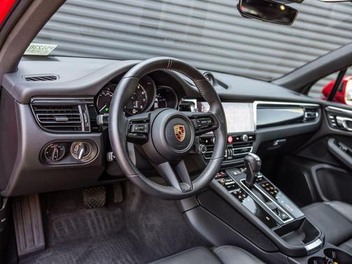 Carmine Red 2026 Porsche Macan Macan