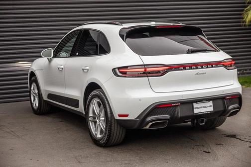 2025 Porsche Macan 