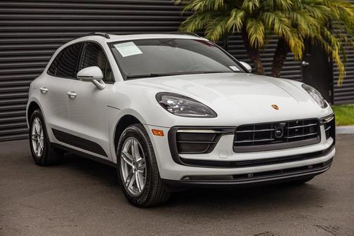 2025 Porsche Macan 