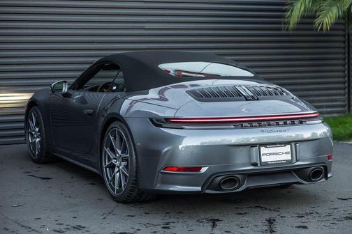 2026 Porsche 911 Carrera T