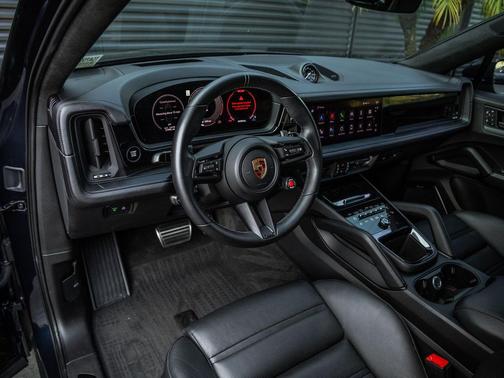 2024 Porsche Cayenne Turbo GT