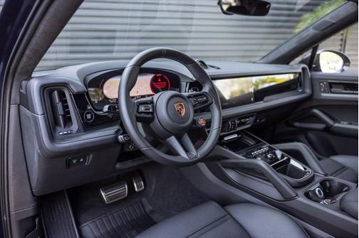 2024 Porsche Cayenne Turbo GT