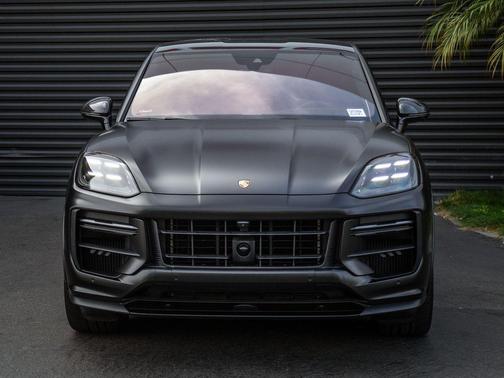 2024 Porsche Cayenne Turbo GT