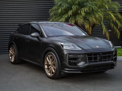 2024 Porsche Cayenne Turbo GT