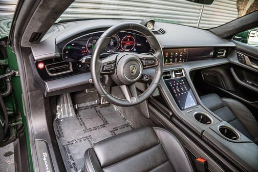 2025 Porsche Taycan Turbo S