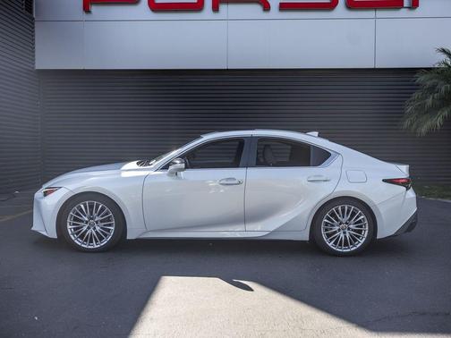 2022 Lexus IS 300 Base