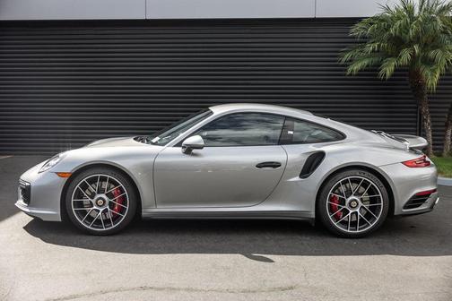 2019 Porsche 911 Turbo