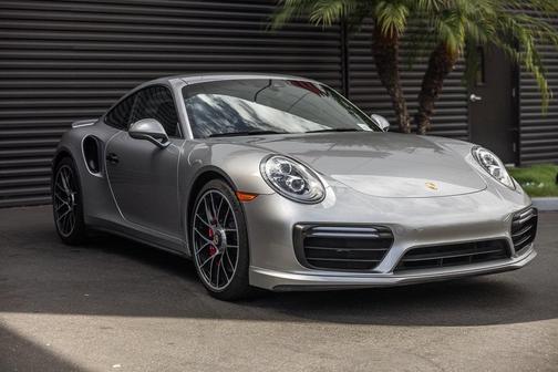 2019 Porsche 911 Turbo