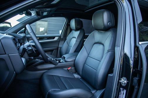 2025 Porsche Cayenne Cayenne