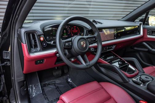 2025 Porsche Cayenne
