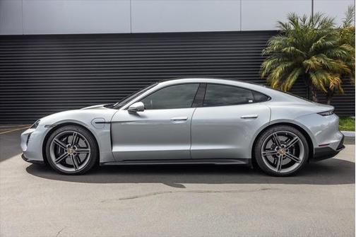 2021 Porsche Taycan Turbo S