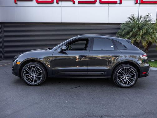 2025 Porsche Macan S