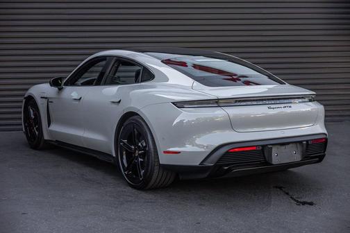 2025 Porsche Taycan GTS