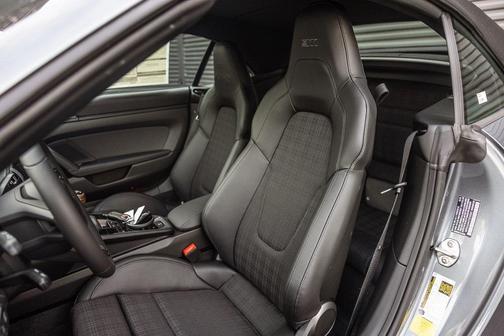 2026 Porsche 911 Carrera T