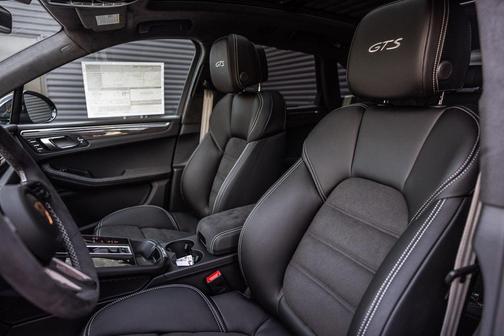 2026 Porsche Macan GTS