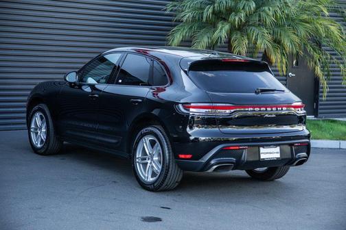 2023 Porsche Macan T