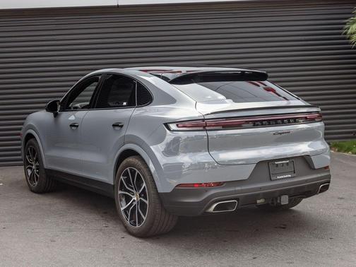 Arctic Grey 2024 Porsche Cayenne Cayenne