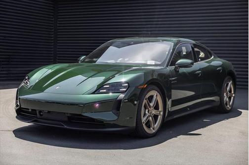 2025 Porsche Taycan Turbo